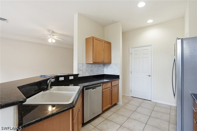 Building Photo - 12854 Carrington Cir