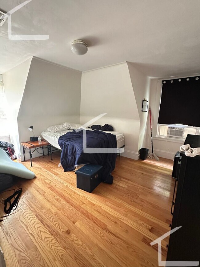 Building Photo - 13 Orkney Rd