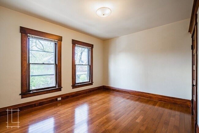 Building Photo - 350 Wilber Ave