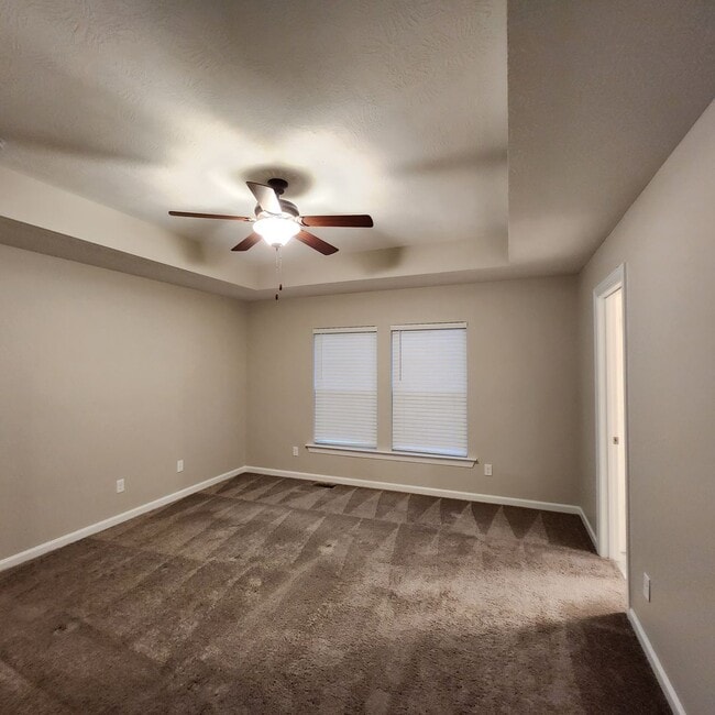 Building Photo - 5117 Heathbrook Dr