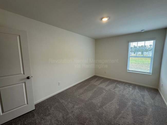 Building Photo - 26 Otway Lp
