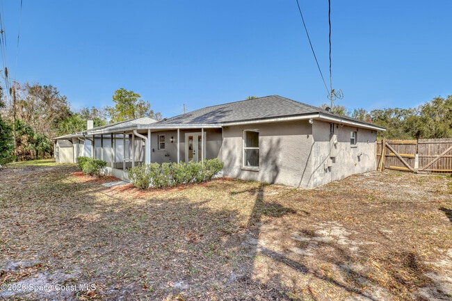 Building Photo - 4165 Eola Ave