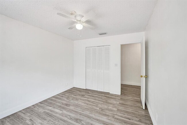 Building Photo - 103 Heatherbrook Way