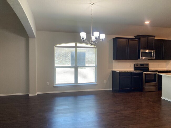 Building Photo - 240 Bethann Dr