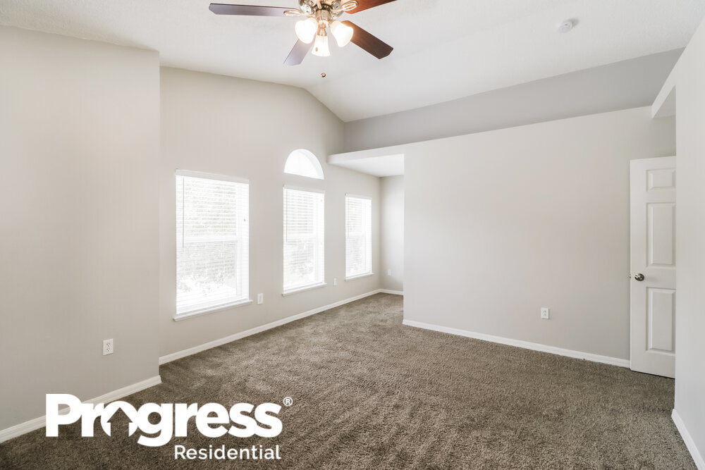 Building Photo - 30249 Birdhouse Dr