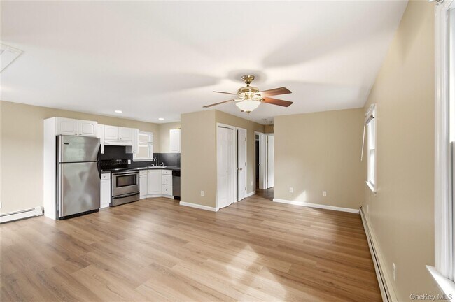 Building Photo - 34 Markwood Ln