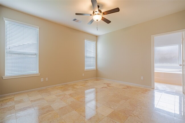 Building Photo - 28514 Lockeridge Springs Dr