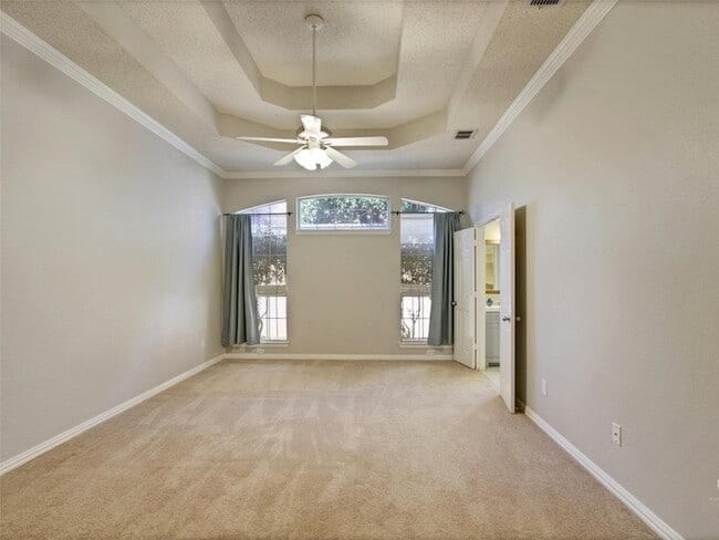 Building Photo - 11117 Knoxville Ln