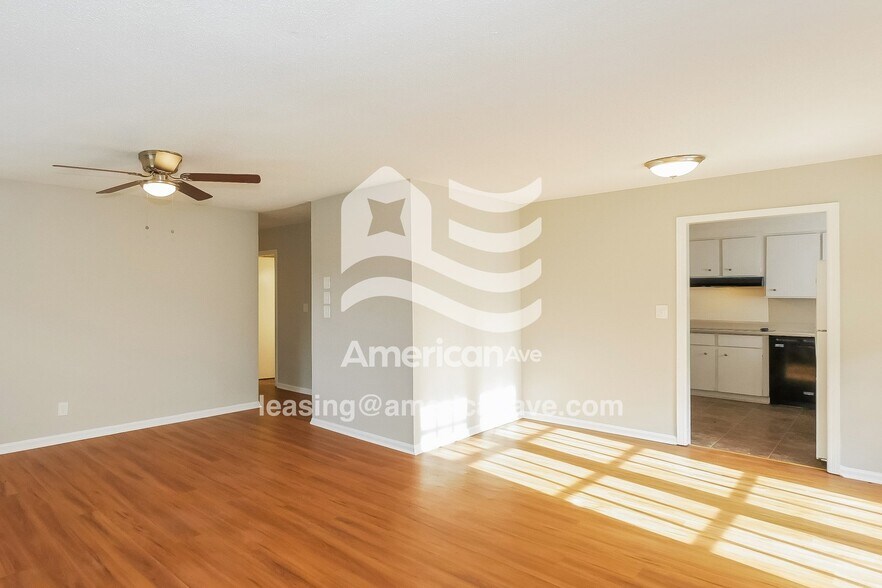 Building Photo - 413 William Dr