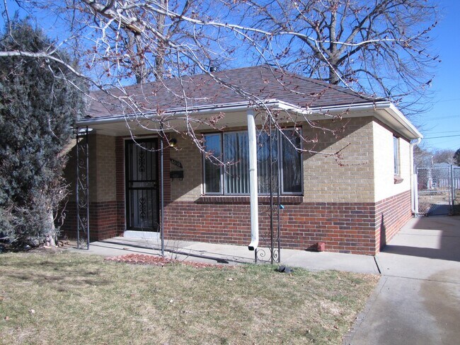 Building Photo - 4010 Jay Street, Unit 4010