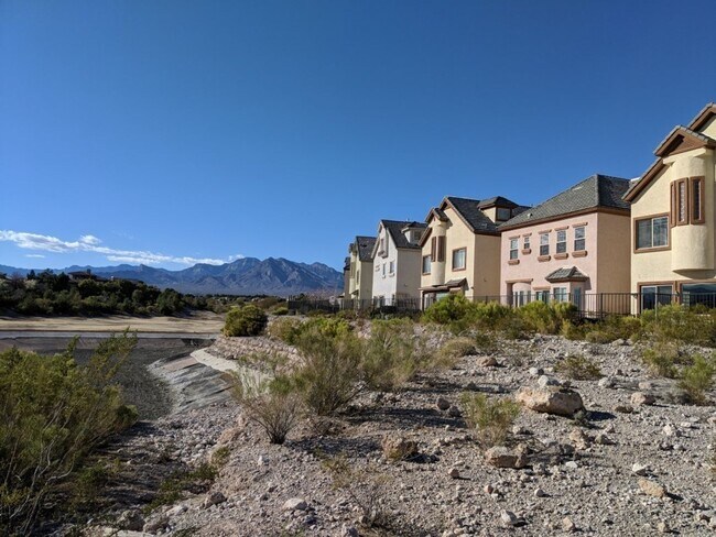 Building Photo - 9149 Tudor Park Pl