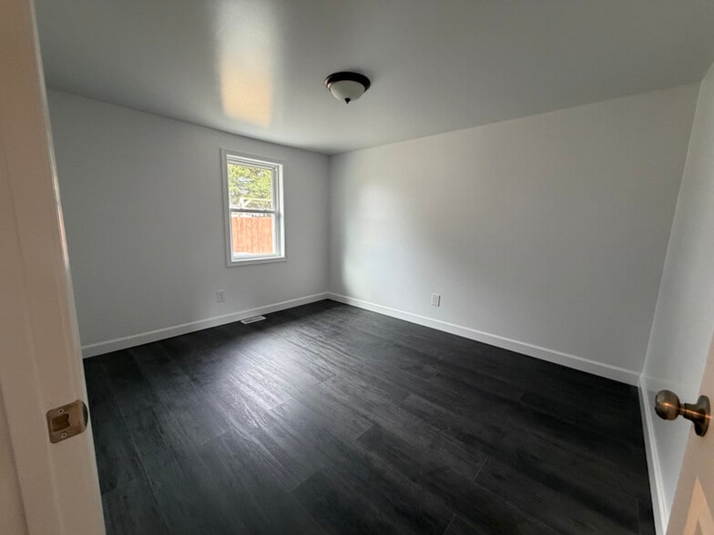 Building Photo - 26394 Culver St