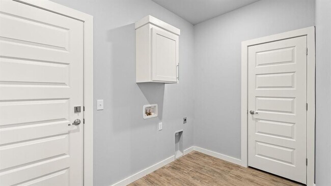 Building Photo - 12624 E Hefner Rd