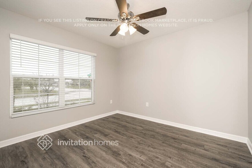 Building Photo - 5216 Song Sparrow Ter