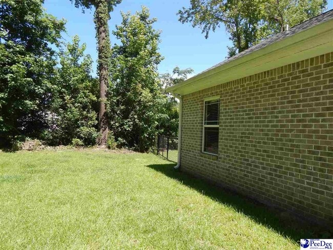 Building Photo - 154 N Lakewood Dr
