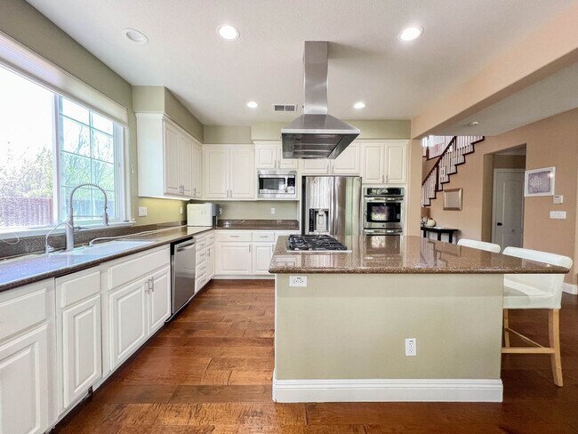 Building Photo - Spacious San Ramon Windemere Home.