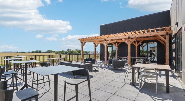 Building Photo - 5811 Main St