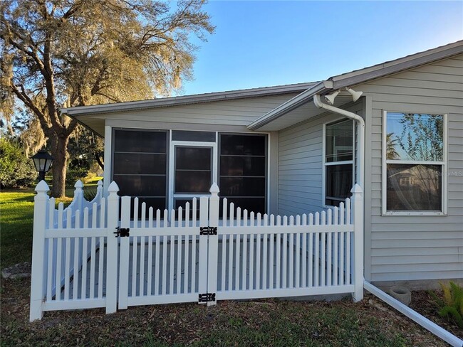 Building Photo - 5634 Austin St