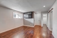 Building Photo - $1,295.95 - 1 Bed Updated Condo right by Cherry Creek Shopping Center!