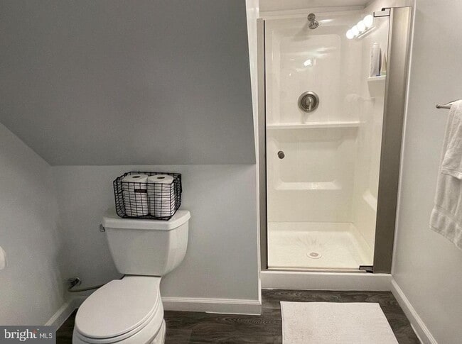 Building Photo - 3616 Oval Dr