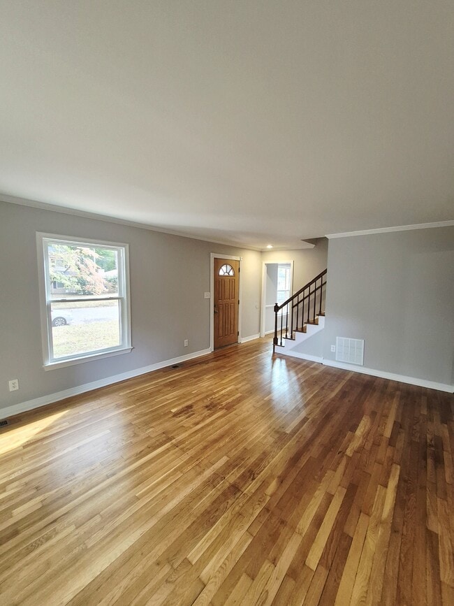 Building Photo - 97 Waterview Dr