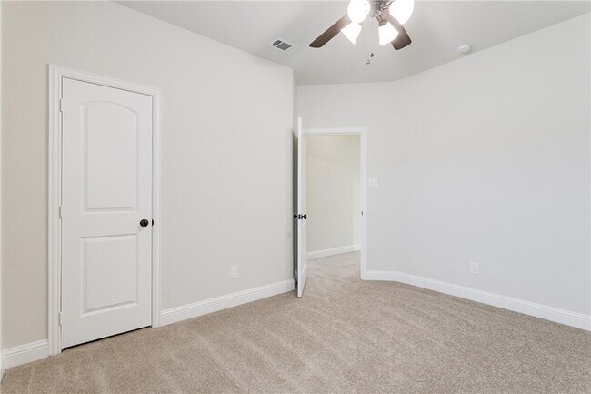 Building Photo - 601 Beechwood Dr