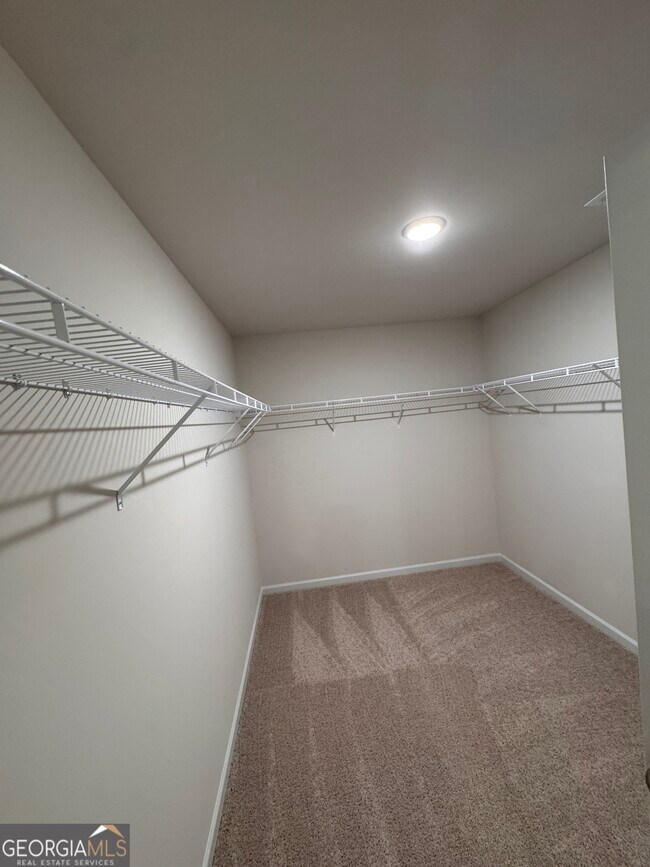 Building Photo - 29 Huntley Trce