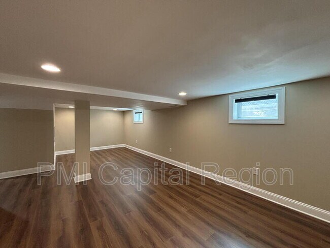 Building Photo - 3903 Hampden St
