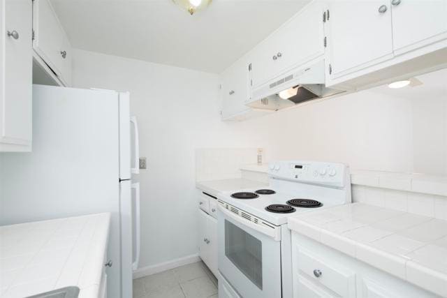 Building Photo - 941 La Fiesta Way