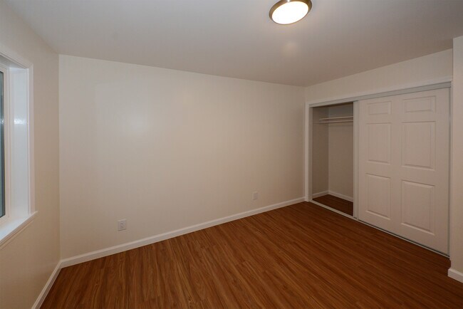 Building Photo - 1314 Hoohulu St