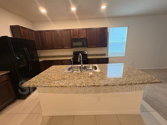 Building Photo - 32997 Kaloko Rd