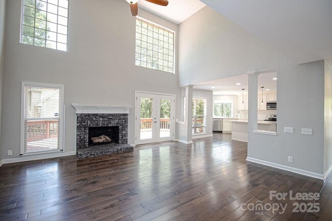 Building Photo - 14401 Widgeon Ct