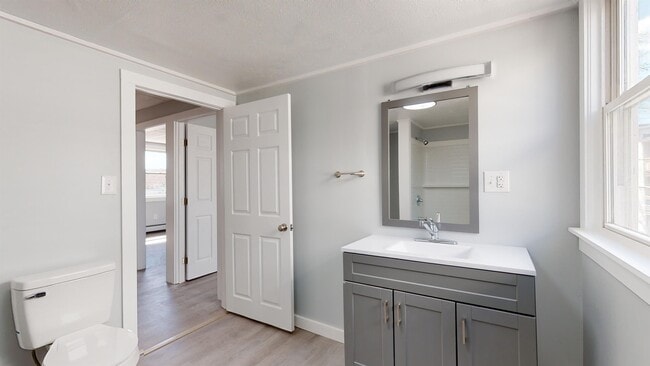 Building Photo - 7 Island Ave