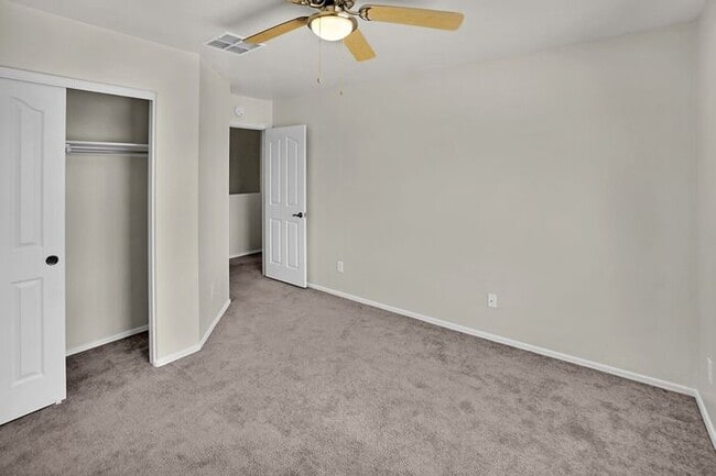 Building Photo - Spacious Sanctuary in Sahuarita: Modern Living Meets Outdoor Comfort