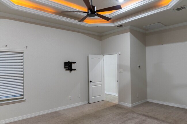 Building Photo - "Coming Soon! Spacious 4-Bed, 3-Bath Home in Killeen's Preston Hollow – 2781 Sq Ft of Comfort!"