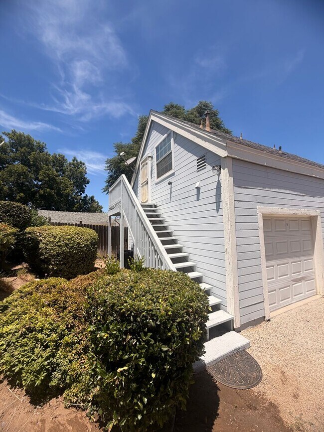 Building Photo - 17339 Akley St