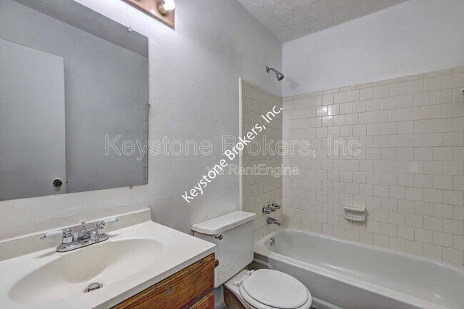 Building Photo - 1277 Iron Gate Blvd