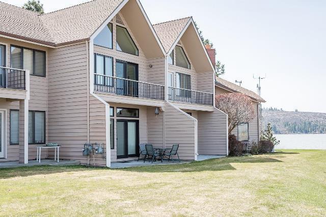 Primary Photo - Lake front Condo in Harbor Isles