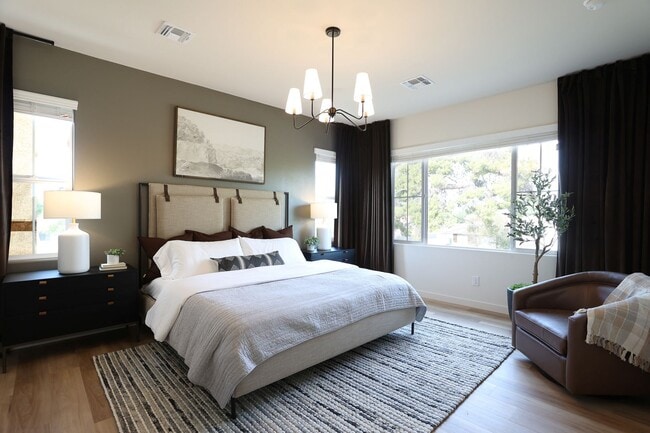 Building Photo - Gated Community / Pet Friendly / Newly Built - in Central Phoenix