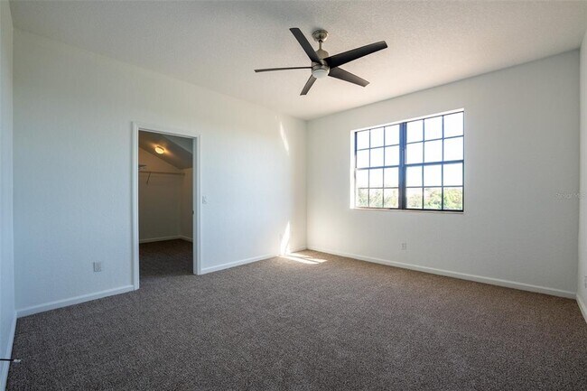 Building Photo - 1425 Portofino Meadows Blvd