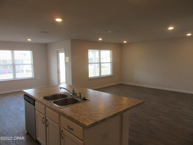 Building Photo - 4015 Pioneer Ln.