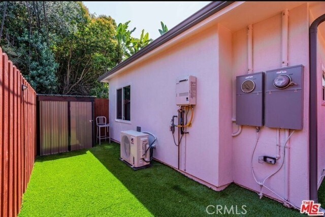 Building Photo - 21303 Celes St