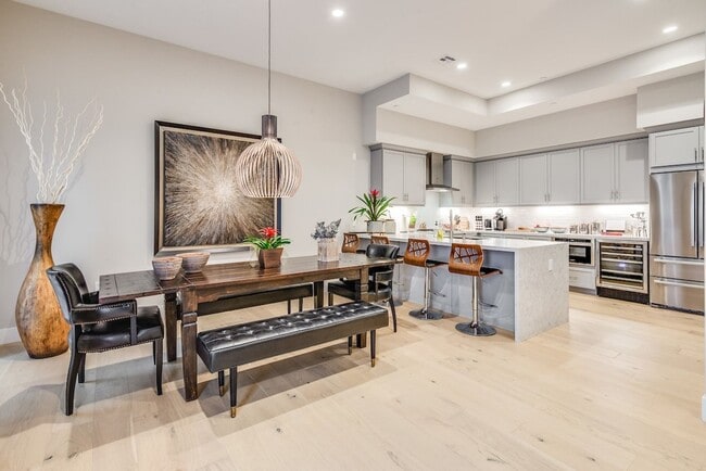 Building Photo - Newly build 3 bedroom South Redondo Townhome