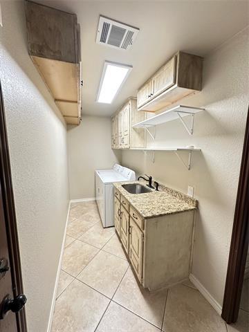 Building Photo - 205 Westwood Dr