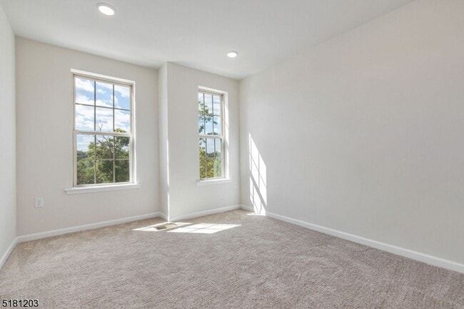 Building Photo - 1014 Station Rd