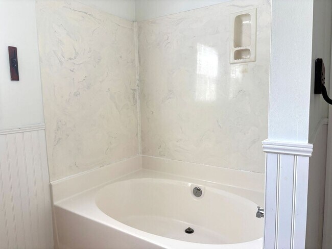 Building Photo - Available now. Great 3 BR/2.5 BA Home Avai...