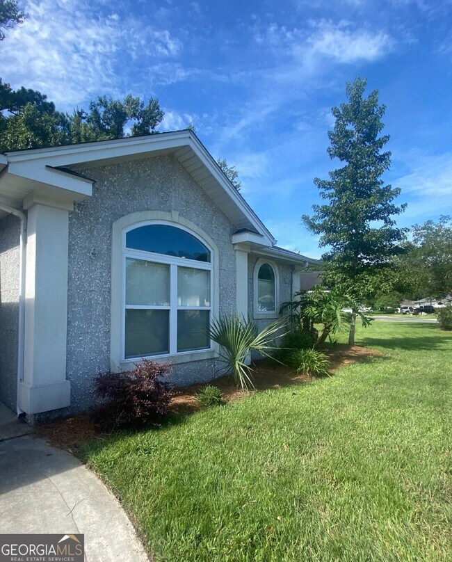 Building Photo - 107 Kathryne Bailey Dr