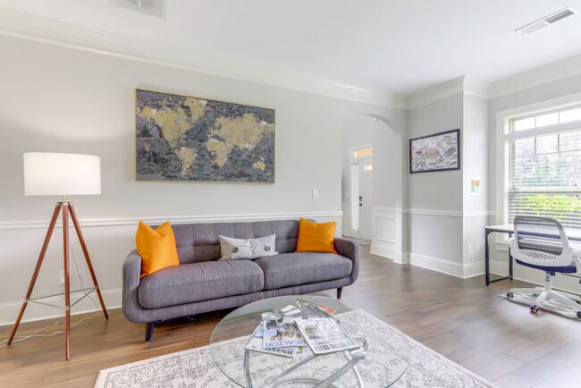 Building Photo - 135 Ravens Landing