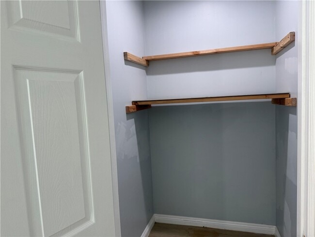 Building Photo - 2735 Earle Ave