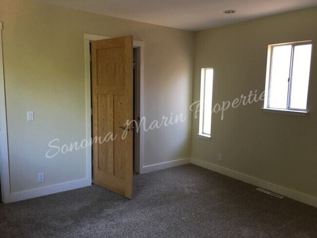 Building Photo - Great 3br/2ba Rincon Valley Home ~ Sonoma ...